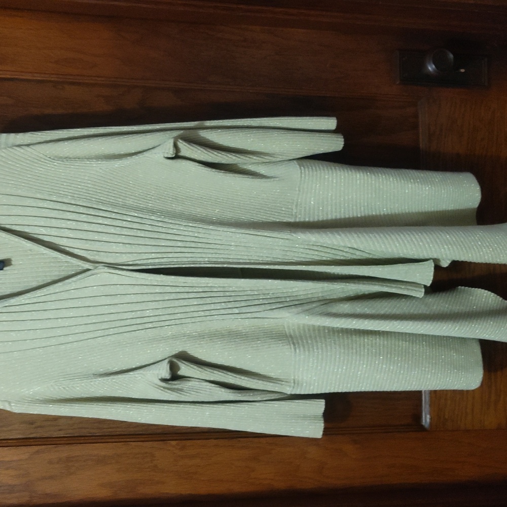 Investments II metallic gold cardigan. Size 1X